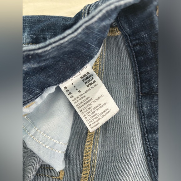 Jeans - Picture 2 of 3